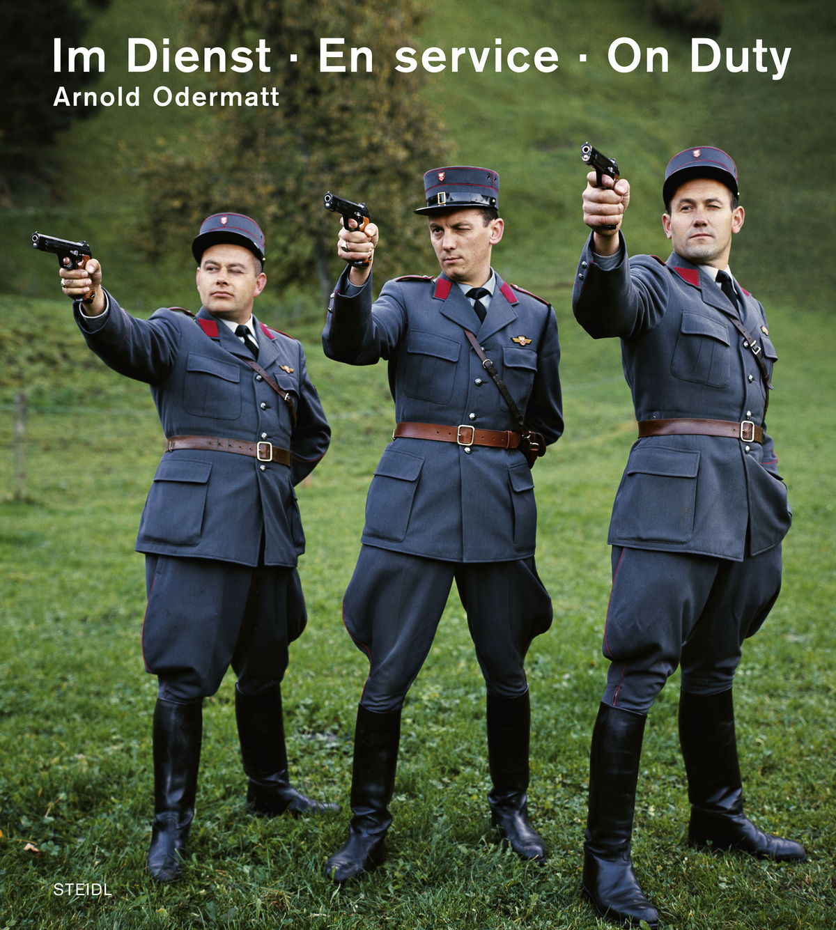 Im Dienst - En Service - On Duty - Arnold Odermatt - Steidl Verlag